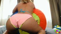 669 Big beachball ride
