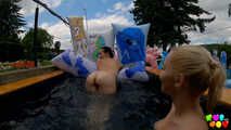 894 2 Girls and 2 pony floats