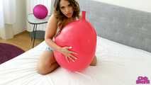 886 Kiara and the big ones