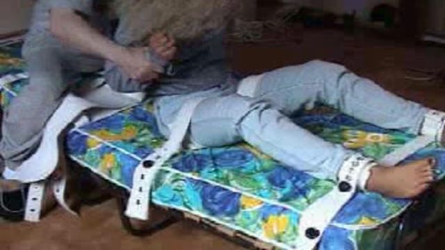 ab-007 Silvi: Caught (4)