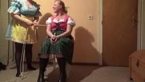 Sandra tied Miri