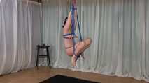 Gehangen und gespankt mit Analplug