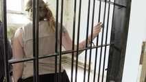 Arresting Minou 2