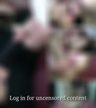 Pics - Evi-Sky, seed alarm in gangbang