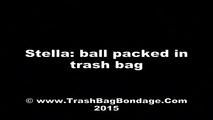 Stella - Ball in Müllbeutel verpackt (video)