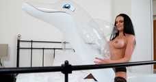 426 Anny Maax deflates the beautiful dolphin.
