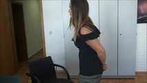 Vanessa - Kitzel Therapie 1 Teil 1 von 6