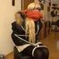 Marenka - In Winterjacke gefesselt 1