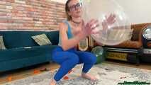 sit2pop B14 balloons in leggings