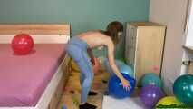 topless stomp2pop U12 and U14 balloons