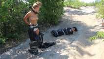 Dana and La Pulya - Bag racing completely packed in trash bags with duct tape (video)