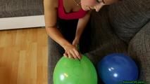 painting on balloons