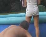 Schnuckel Bea: peep under my skirt