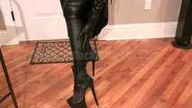 Latex Blk Gothy