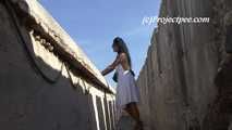 016237 Eve Pees On The Castillo Battlements