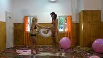 Denise & Claire 06