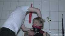 Ruhig gestellte Bound-Girls