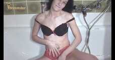 XRammler and Skinny-Girl - Golden Petting 4K