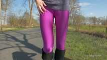 Lila Leggings im April, CT-Version