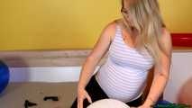pregnant pin- & nailpopping