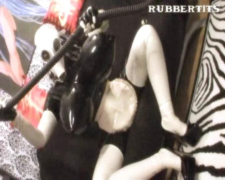 Superboober Heavy Rubber Maid Pt.2
