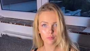 Für meine Fuß Liebhaber, ich gibs mir auf der Couch