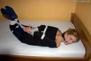 Amy + Cindy - Hogtied Variationen