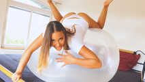 951 40 inches of fun, with Naomi Bennet
