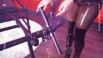 Sophie_X_Elodie in latex on the BDSM stretching rack 😈