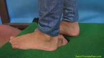 Daliah, sock-eating and smelling under pressure