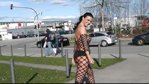 Judy Nero Nude in Public ?!