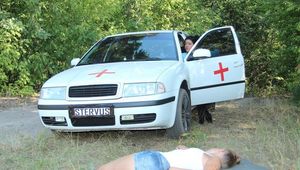 [From archive] Dana & La Pulya - Nurse outdoor problem 01