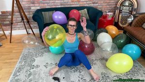 sit2pop B14 balloons in leggings