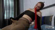 Eva Berger can't get enough pantyhose (video update)