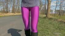 Lila Leggings im April, CT-Version