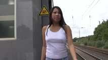 068005 Ling Pees On The Station Platform