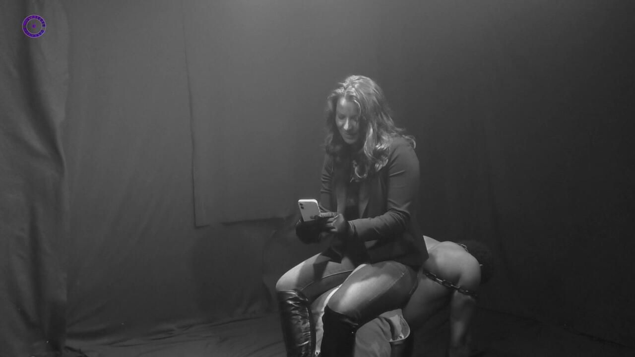 Dale Behind The Scenes 2