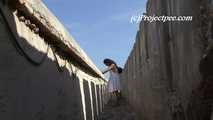 016237 Eve Pees On The Castillo Battlements