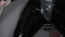 DER LATEXLUTSCHER