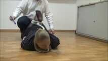 Mara - New prisoner in the office Teil 6 von 8