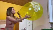Blow2Pop yellow 18inch Globos Payaso