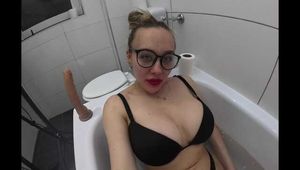 I'll show you my feet and masturbate while doing it!