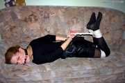 Amy + Cindy - Hogtied Variationen