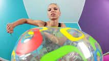 146 Susi doesn't like when you play!