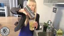 The blonde Aneta (Long raw version)