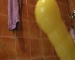 Der Riesen-Ballon im Badezimmer