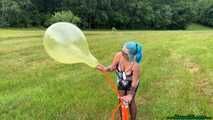 outdoor doublelift pump2pop five balloons