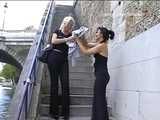 016077 Eve Takes Her First Pee In Paris