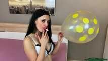 Blow2Pop U16 polka dots while smoking