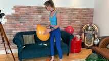 sit2pop B14 balloons in leggings